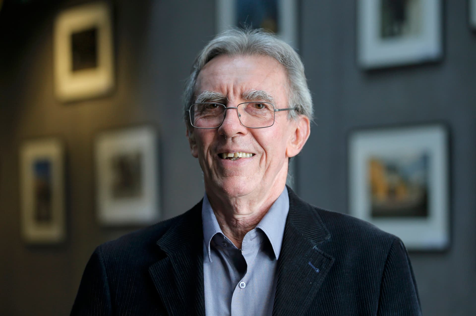 منح نوبل الكيمياء للعام 2016 إلى فرنسي وبريطاني وهولندي