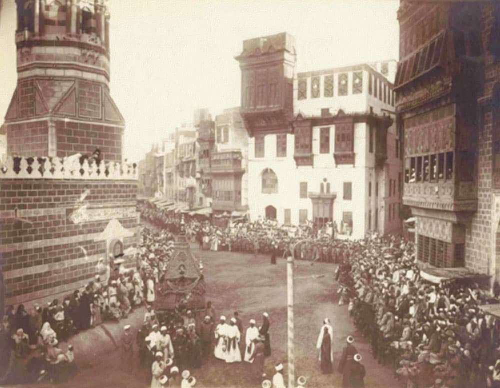 أحد شوارع مكة القديمة.