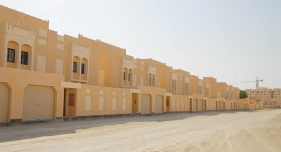 المعرض يشهد إبرام أكثر من 25 عقدا يوميا ابتداء من شهر أكتوبر الجاري.