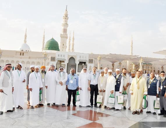 التصديق إلكترونيا على نحو 16 ألف عقد في 590 فندقا ودارا. "واس"