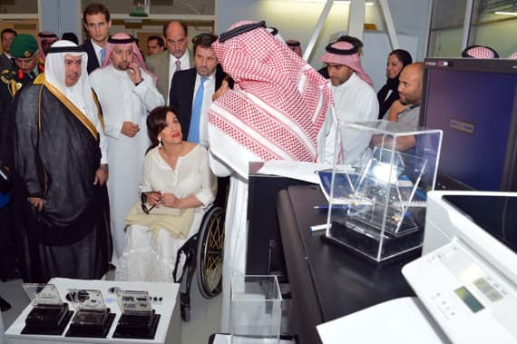 نائبة رئيس الأرجنتين تزور "العلوم والتقنية" وتطلع على المفاعل النووي