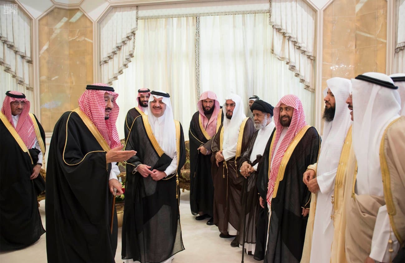 خادم الحرمين: نحن دولة تخدم الإسلام .. وأرجو من أي مواطن له ملاحظة أن يبلغني إياها