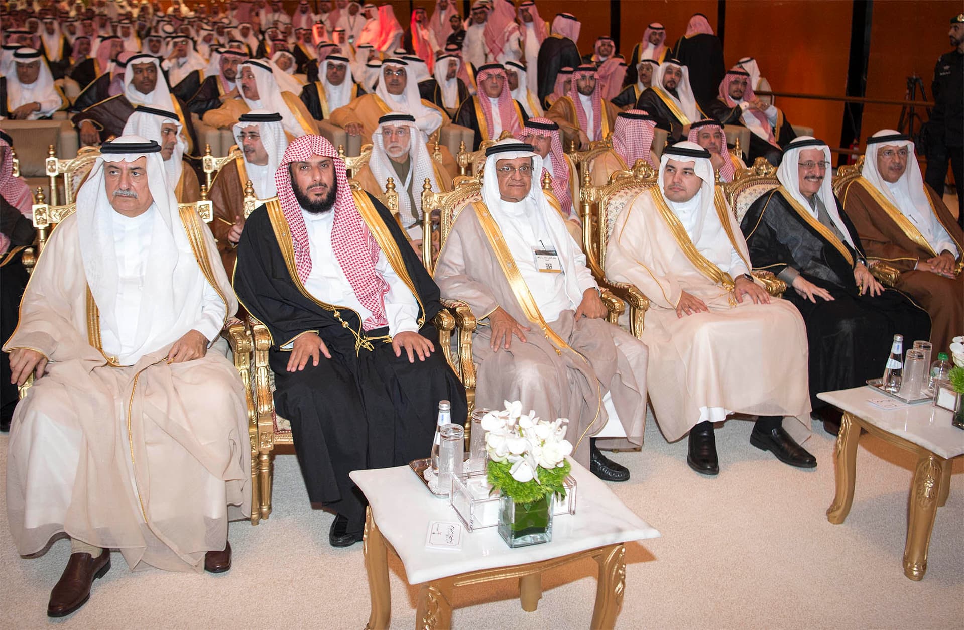 الملك يدشن مشاريع بترولية بقيمة 160 مليارا ومركز الملك عبدالعزيز الثقافي