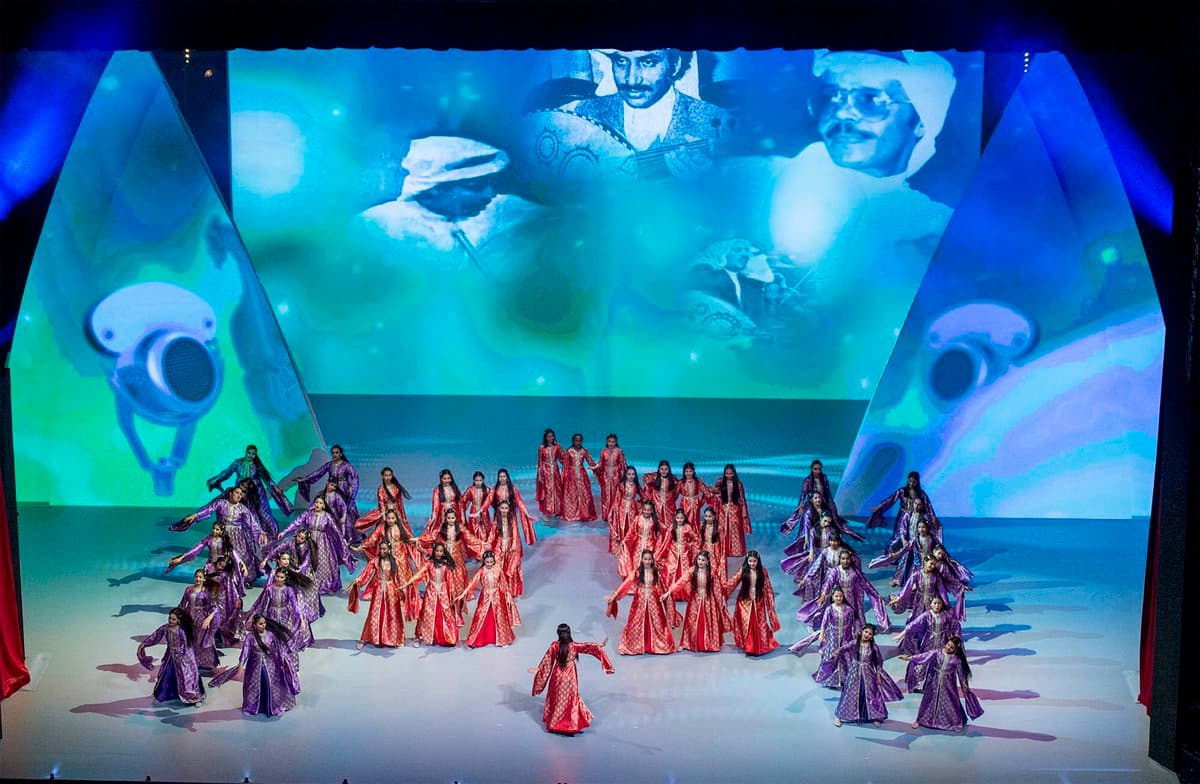 خادم الحرمين الشريفين يُشرف الحفل الذي أقيم بمركز الشيخ جابر الأحمد الثقافي في الكويت