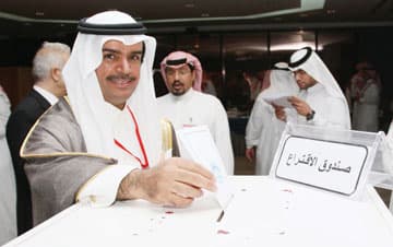 انتخابات غرفة الرياض .. الشبيلي يتصدر قائمة التجار  وصناعيو "التطوير" يدخلون بكامل 

عددهم