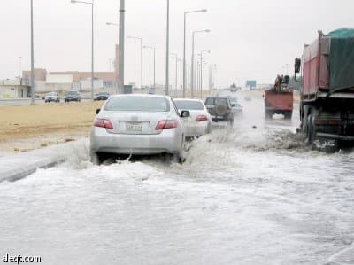 ما الحل مع بحيرات طريق عثمان؟