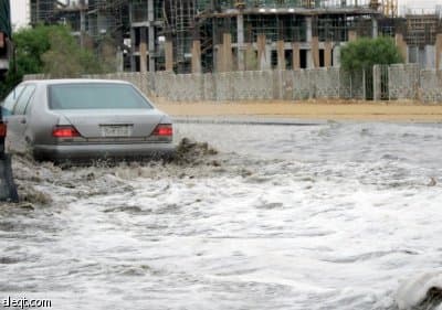 ما الحل مع بحيرات طريق عثمان؟