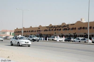 أبواب خطر مفتوحة