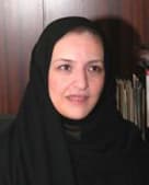 ناهد طاهر تتحدث أمام فتيات الدمام
