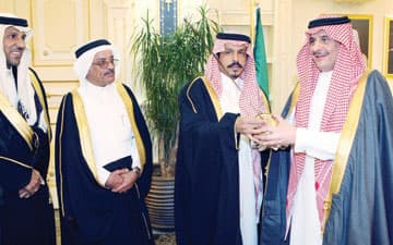 "رعاية الشباب " تنعش 153 ناديا بـ 4.5 مليون ريال