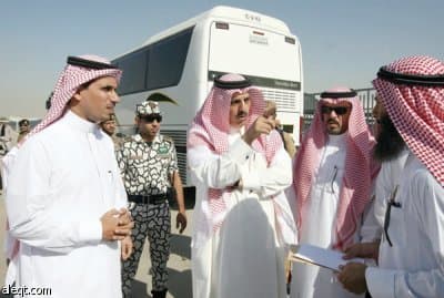 أمين الرياض يتفقد استعدادات المسالخ .. و2500 فرد يخدمون الأهالي