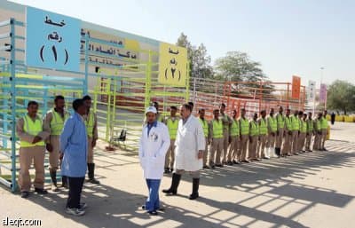 أمين الرياض يتفقد استعدادات المسالخ .. و2500 فرد يخدمون الأهالي