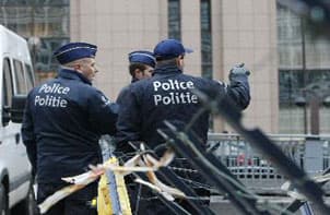 بلجيكا تعتقل 14 من تنظيم القاعدة قبيل قمة الاتحاد الأوروبي