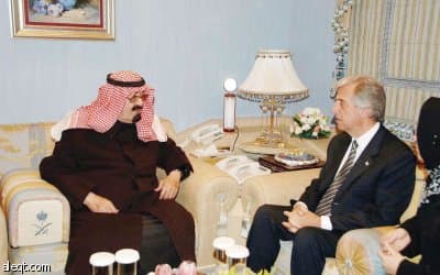 الملك يبحث المستجدات الإقليمية والدولية مع رئيس الأوروجواي
