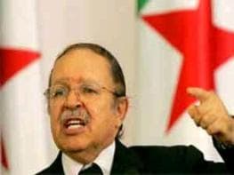محافظ بنك الجزائر: يحذر من التراجع المستمر لأسعار النفط