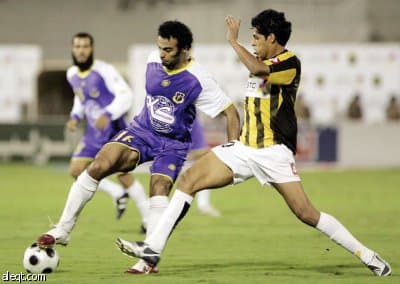 الهلال والاتحاد يرعبان الرائد والوطني
