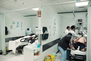 أقسام الطوارئ في مستشفيات الرياض.. أزمة مستمرة ولا حلول!