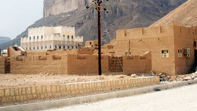 مسح حكومي: 7000 أسرة سعودية تعيش في بيوت طين