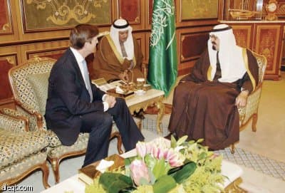 الملك يستقبل المفتي واللحيدان والمشايخ وسفيري أمريكا وأوكرانيا