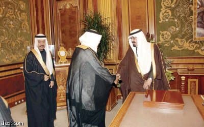 الملك يستقبل المفتي واللحيدان والمشايخ وسفيري أمريكا وأوكرانيا