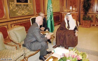 الملك يستقبل المفتي واللحيدان والمشايخ وسفيري أمريكا وأوكرانيا