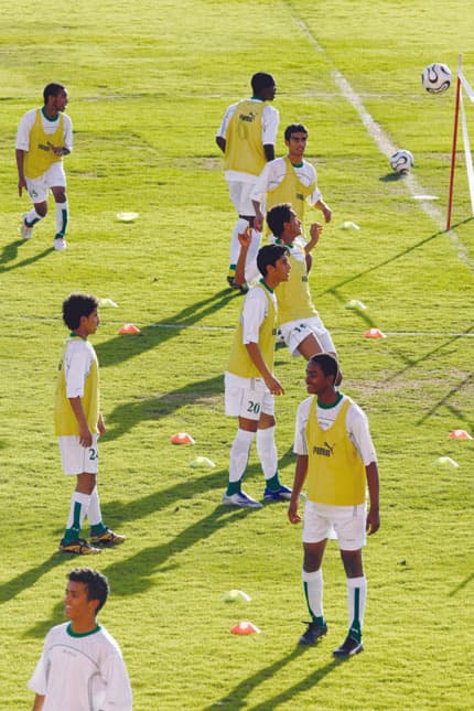 نواجه نقصا في بعض الخانات وما زلنا في مرحلة اكتشاف اللاعبين