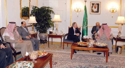 ولي العهد يستقبل  عمدة نيويورك