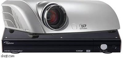 تقنيات الاتصال العصري .. هل تجنب المصلين الملل والتكرار؟