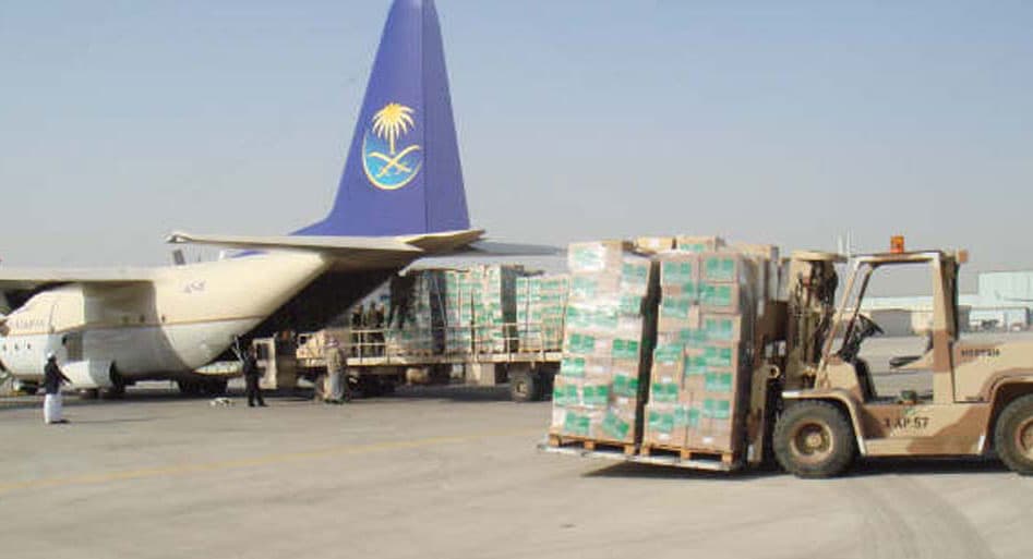 الطائرة الثانية عشرة من الجسر الاغاثي السعودي تصل إلى العريش