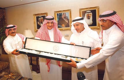 السعودية تطلب من تنظيمية "خليجي 19" .. ابقاء" الصفراء" في نصف النهائي