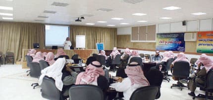 "تحفيظ الرياض" تدرب مسؤوليها على مهارات التعامل مع الإعلام