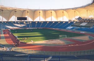 عزوف الجماهير عن الملاعب ماالسبب؟