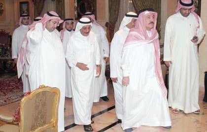 الزهراني يدير الاتحاد بشهادة "الثانوية" ويرصد 100 مليون ريال