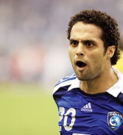 الهلال وياسر .. حبايب حتى 2014