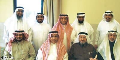 "وافي" تناقش خططها .. وتختار العُمري رئيسا لها