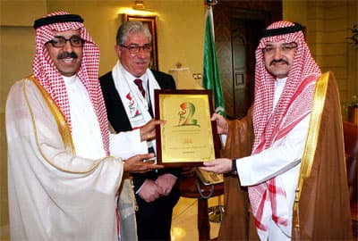 استقبل الأمير مشعل بن ماجد بن عبد العزيز محافظ جدة الوفد السعودي والوفد المصري ضمن أسبوع الإخاء المصري السعودي الذي تستضيفه المم