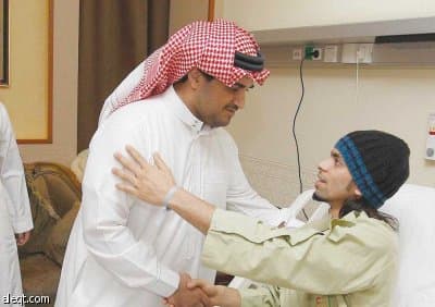 الشباب يستعد للهلال بـ 50 ألفا.. وإغلاق التدريبات