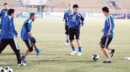رئيس الهلال يعد لاعبيه بـ 200 ألف ريال ثمنا للكأس
