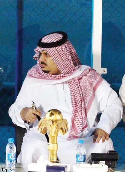 كوزمين والهلال .. فراق بأمر سلطان