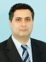 د. دومنييك: التزحزح الخلقي للفقرات القطنية يكتشف في الكبر وقد يحتاج إلى تدخل جراحي