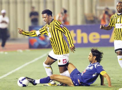 الآسيوي: الهلال مفاجأة .. والاتحاد مثير