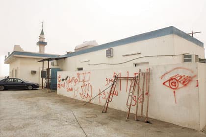 محطات الطرق .. أوضاع مرتدية .. و"الهوامير" يتلاعبون بالسعر و "السعودة"