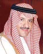 سلطان بن سلمان يبحث التعاون في الآثار مع اليونسكو