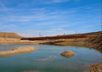 المطر والناس والحياة .. عشق وفرح وتناقضات
