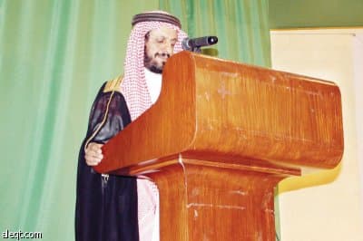أسرة الخراشي تكرّم طلابها وطالباتها المتفوقين