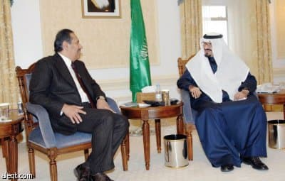 ولي العهد يستقبل في نيويورك رئيس مجلس الوزراء القطري