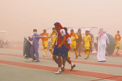 عواصف أبها تدفن النصر وتعزز آماله في البقاء .. والرائد ينافسه