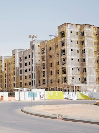 الدفاع المدني: لم نسجل أخطاء إنشائية في 61 برجا في بريدة