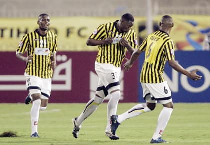 الهلال يجندل الأهلي بـ 3.. وآل نتيف ينقذ الاتحاد من "العناكب"