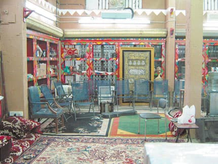 "سوق الليل"  وحراج الصفقات " الأثرية" .. البيع وقت النوم !!